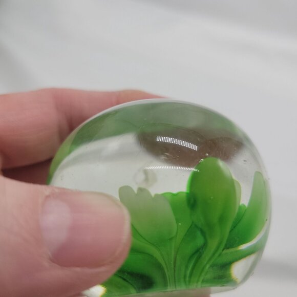 Handcrafted Green Floral Glass Paperweight Vintage Desk Decor - Picture 10 of 13